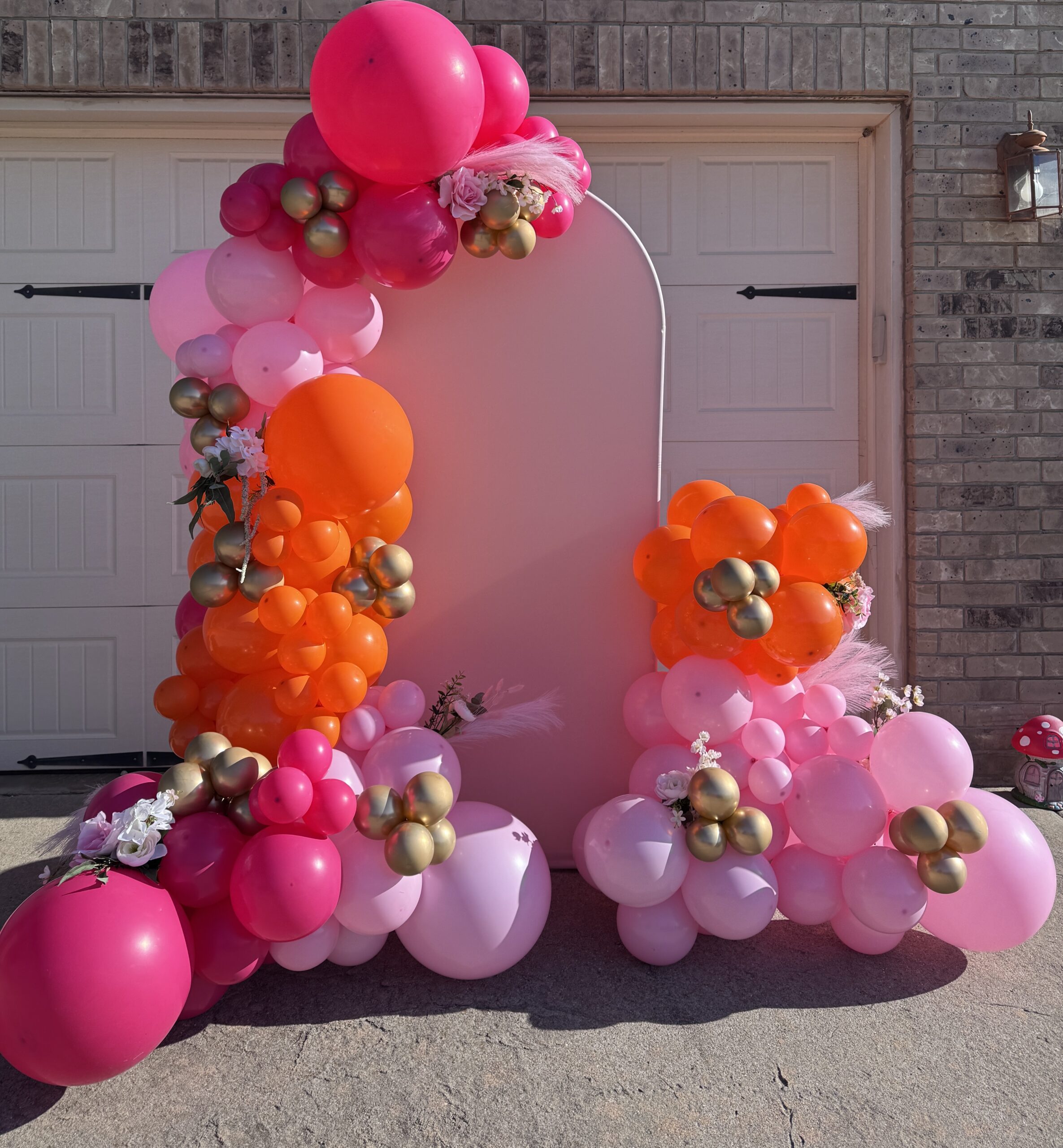 Custom bridal shower balloon décor