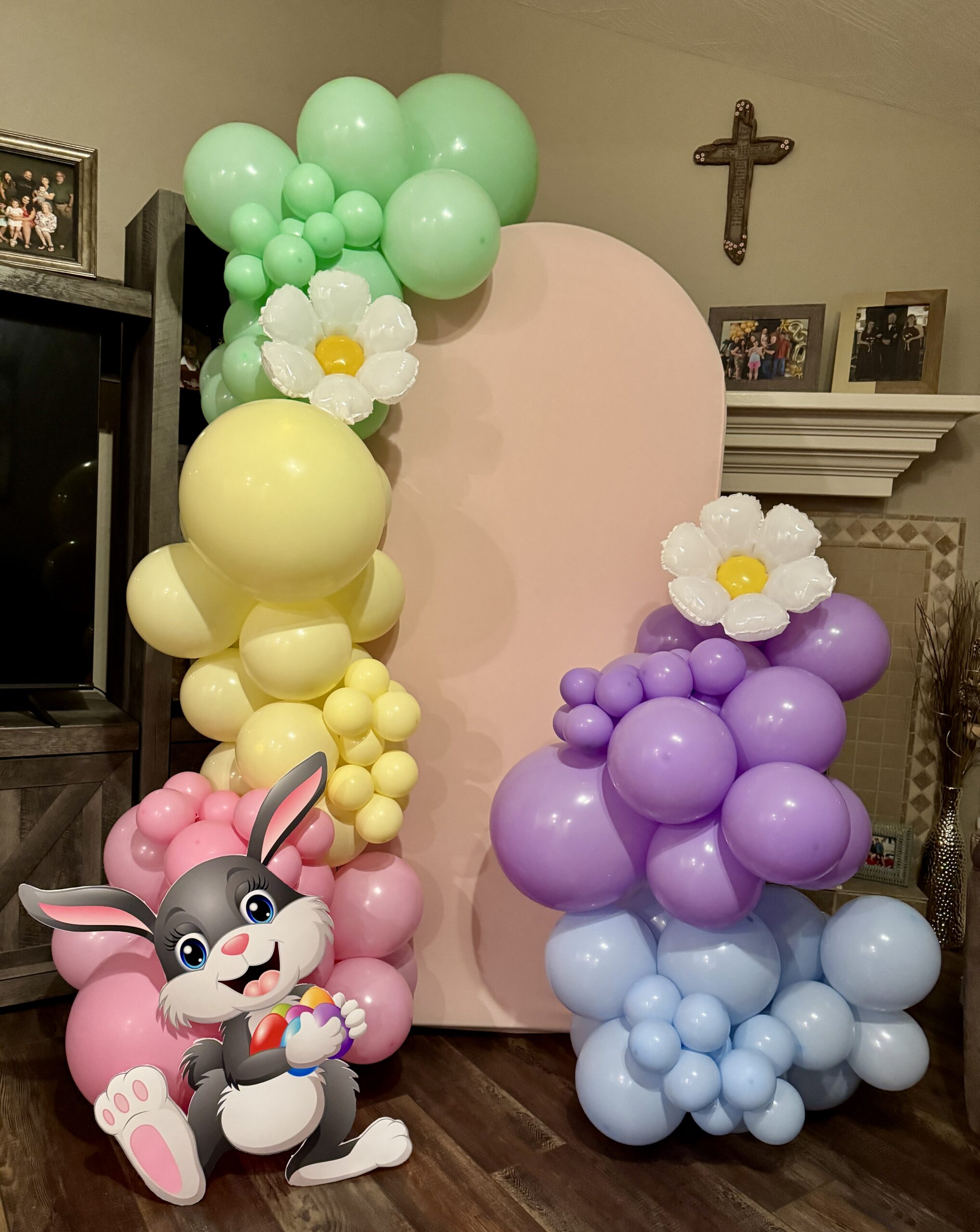 Easter balloon arrangement